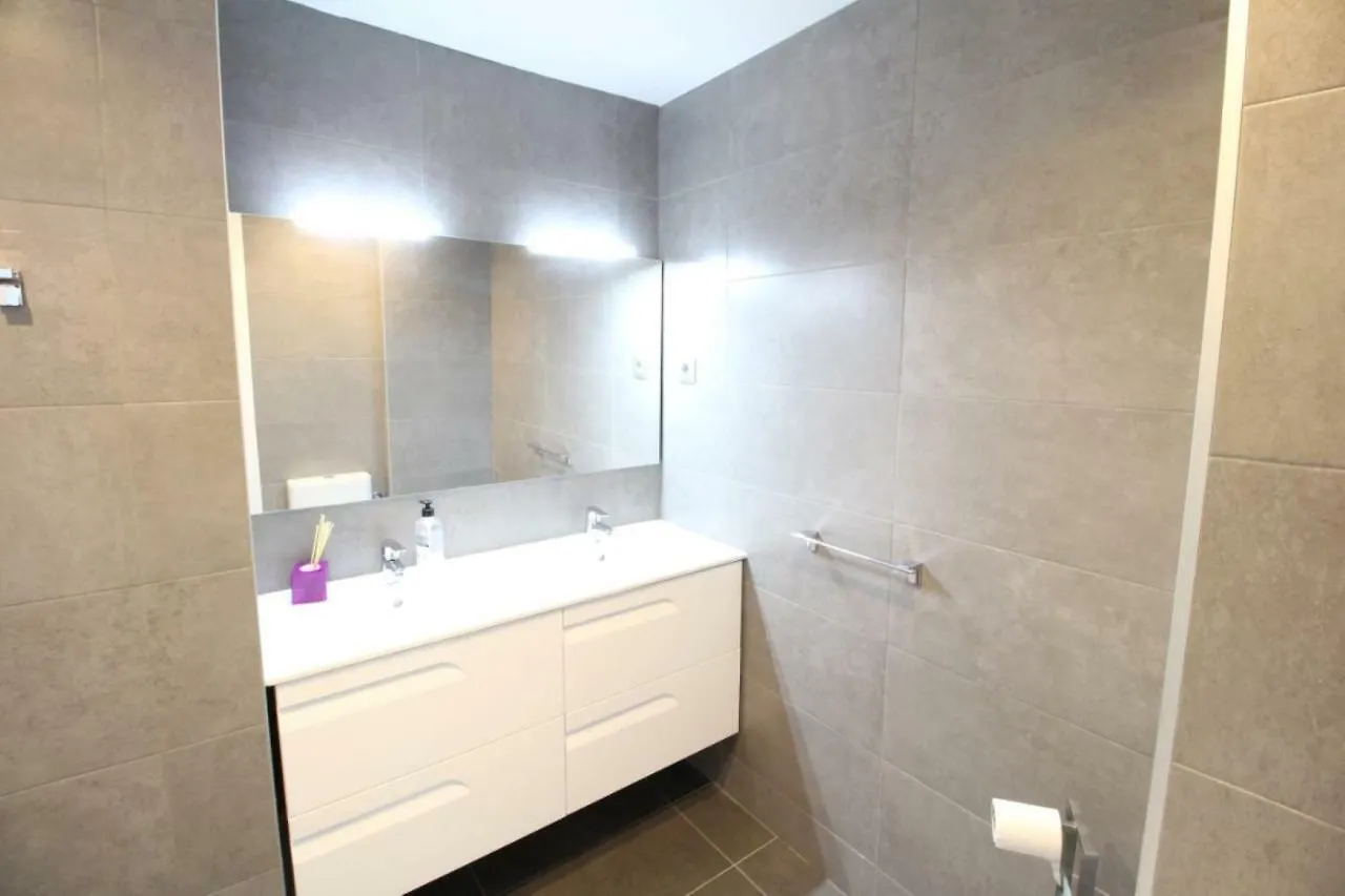 Apartamento Playa Fontanilla Διαμέρισμα Μαρμπέλλα